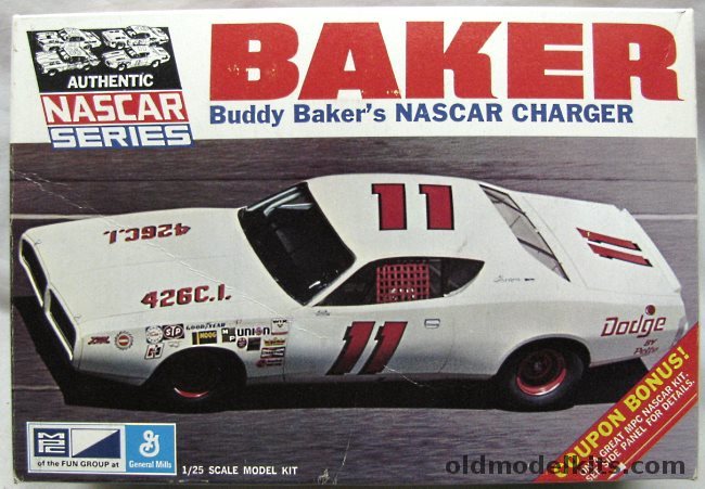 MPC 1/25 Dodge Charger Buddy Baker NASCAR, 1-1702-225 plastic model kit